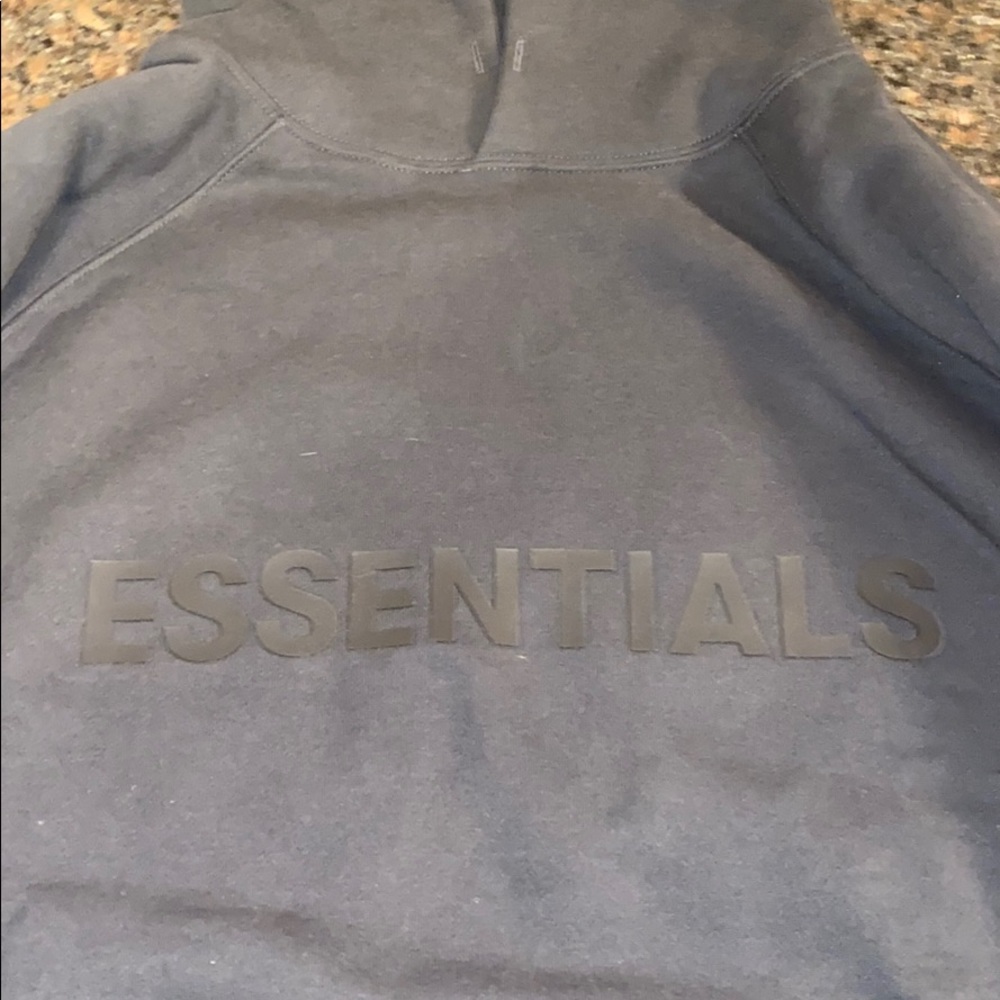 Essentials fear of god sweatshirt